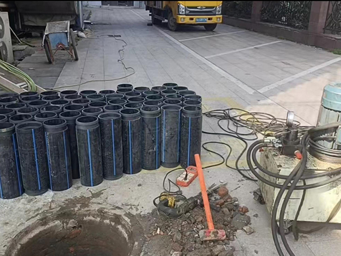 白水PE置换管厂家 DN315置换管 非开挖管短管置换